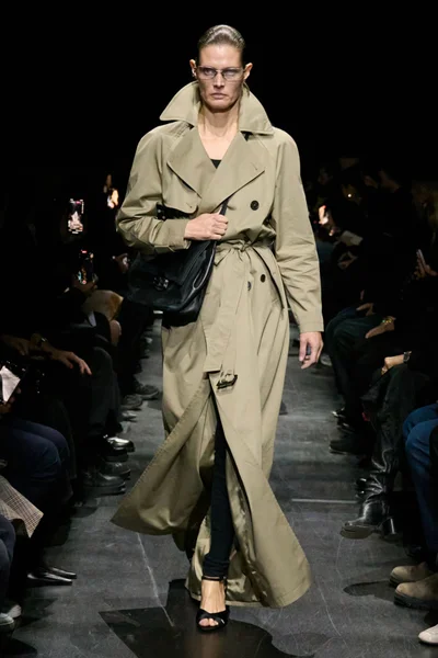 Look 26